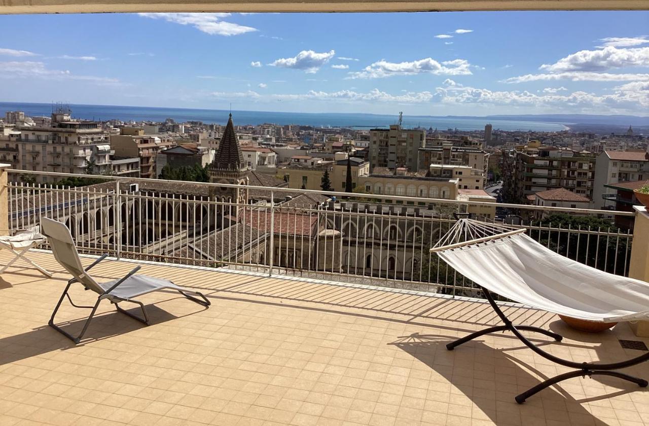 Top Floor Aparthotel Bentivoglio カターニア エクステリア 写真